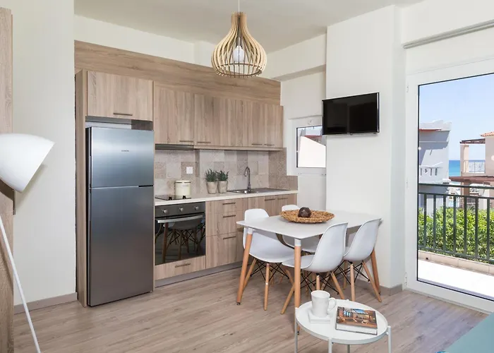 Anemi Blue Apt, Suitable Up To 4, Near The Beach!