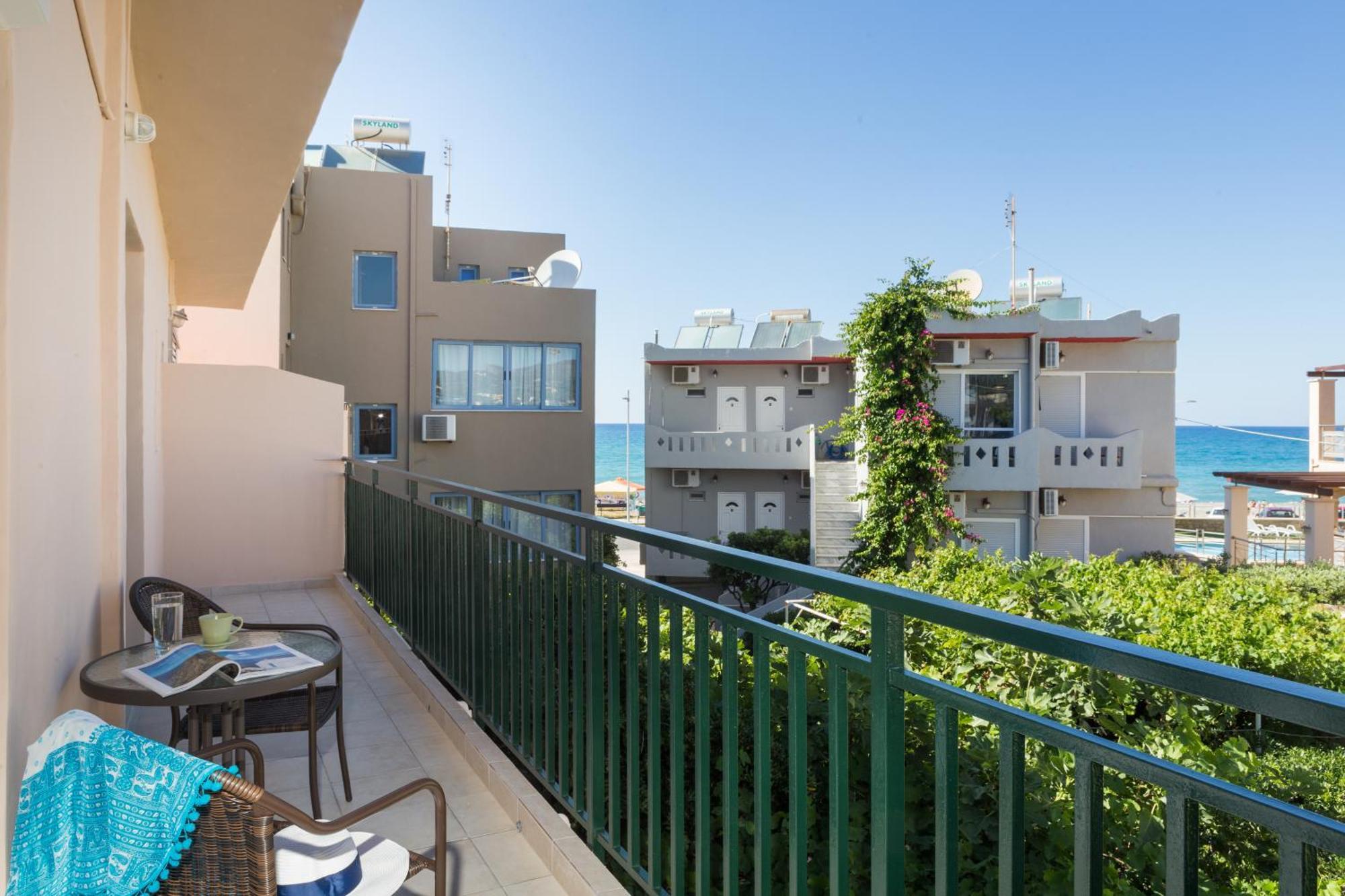 Anemi Blue Apt, Suitable Up To 4, Near The Beach!